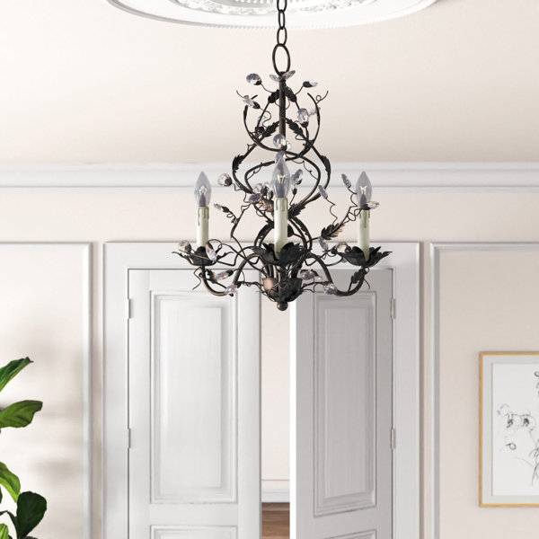 Traditional+Chandelier.jpg
